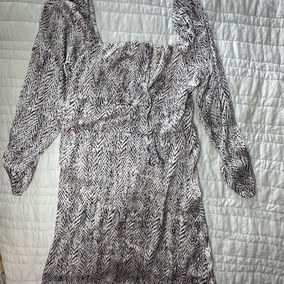 NWTs Aqua Brown Multi Animal Print Keyhole Mini Dress Size Large - Picture 7 of 14
